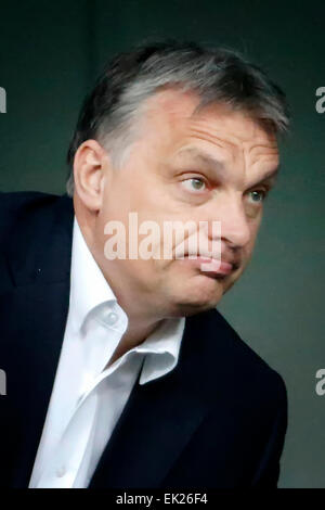 Budapest, Ungarn. 5. April 2015. Premierminister von Ungarn, Viktor Orban bei Ujpest vs Videoton OTP Bank Liga Fußball Spiel in Ferenc Szusza Stadion. Bildnachweis: Laszlo Szirtesi/Alamy Live-Nachrichten Stockfoto