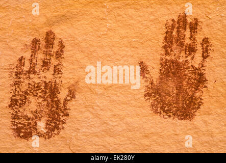 Anasazi indischen Hand drucken Piktogramme, Natural Bridges National Monument, Utah Stockfoto