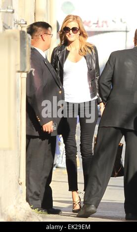 Promis kommen in den ABC Studios für late-Night Talk-Show Jimmy Kimmel mit: Anna Gunn Where: Los Angeles, California, Vereinigte Staaten von Amerika als: 1. Oktober 2014 Stockfoto