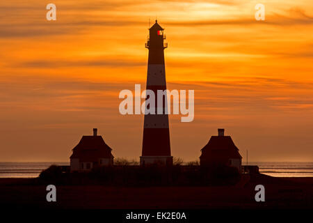 Leuchtturm Westerheversand, Westerhever, Eiderstedt, Norden Frisia, Schleswig-Holstein, Deutschland, Europa Stockfoto