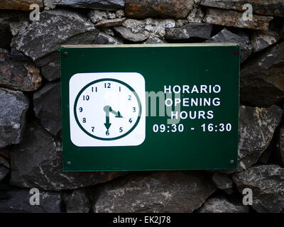 Öffnungszeiten. Parque Nacional Garajonay Visitor Center National Park La Gomera Insel Kanaren Spanien Stockfoto