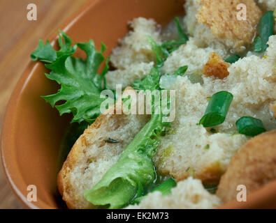 Brotsuppe - fränkische Brotsuppe Stockfoto