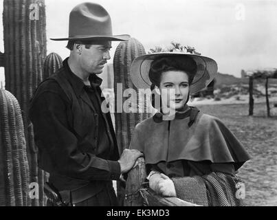 Henry Fonda, Cathy Downs am Set des Films "My Darling Clementine", 1946, 20th Century Fox Film Corp. Alle Rechte vorbehalten Stockfoto