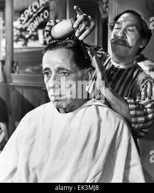 Humphrey Bogart, Julian Rivero, am Set des Films "Der Schatz der Sierra Madre", 1948 Stockfoto