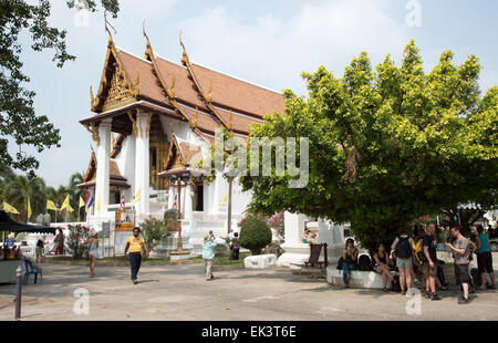 Wat Na Phra Mane eine historische Thai Tempel in Ayutthaya Thailand Stockfoto