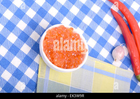 roter Kaviar und rotem Pfeffer Stockfoto