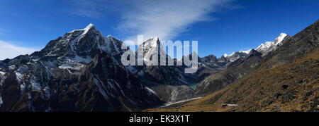 Taboche Spitzberg, Everest base camp Trek, Sagarmatha Nationalpark, UNESCO-Weltkulturerbe, Solu Khumbu Bezirk, Stockfoto