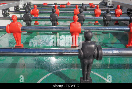 Tischfußball aka Tischfußball Kicker aus der deutschen Tischfussball, Tischfussball oder Kicker-Tisch-Top-Spiel und sport Stockfoto