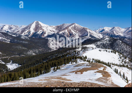 Ansicht von Nordosten der Sawatch Range der Berge von Monarch Südgrat, kontinentale Wasserscheide, zentralen Colorado, USA Stockfoto