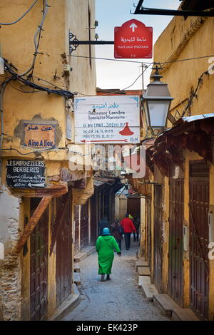 Straßen von Fes Medina, Marokko, Afrika Stockfoto