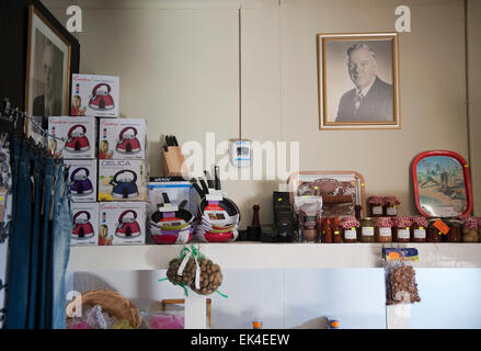 Orania ist eine Afrikaner nur südafrikanische Stadt am Orange River in der trockenen Karoo-Region der nördlichen Kapprovinz. Stockfoto