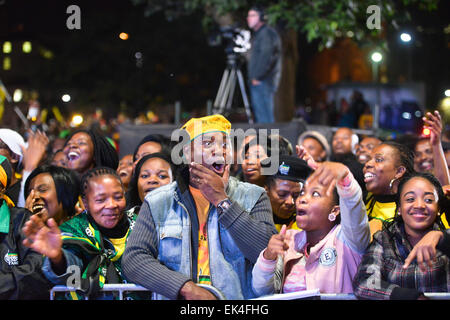 der Anc statt seiner Feier, Party, seine Virtory als der siegreiche Pary bei der Bundestagswahl 2014 feiern, das stattgefunden hat. die Veranstaltung fand in Johannesburg Cbd. in Attendeance wurden alle Unterstützer der Partei Stockfoto