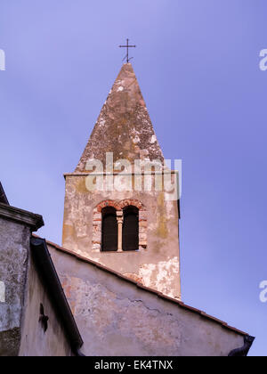 Italien, Toskana, Capalbio (Grosseto), der Glockenturm der Kathedrale Stockfoto