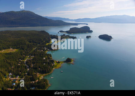 Luftbild von Juneau und Gastineau Channel, Alaska. Stockfoto