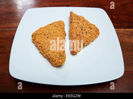 Essen - rollt italienische Paniertes Fleisch fertig gekocht werden Stockfoto