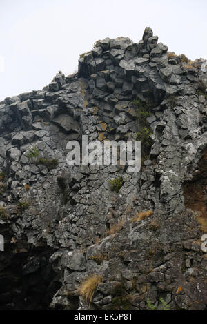 säulenförmigen Basalt der Pyramiden Lava Rock formationen Otago Peninsula Dunedin Neuseeland Südinsel erosion Stockfoto