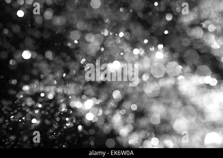 Schneesturm-Textur. Defokussierten Schneeflocken oder Regen Tropfen in He Luft Stockfoto