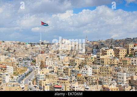 Amman, Jordanien - März 22,2015: Panoramablick von Amman aus einem der Hügel Sorrounding der Stadt Stockfoto