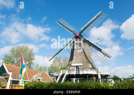 Windmühle an niederländische Watteninsel Terschelling Dorf Formerum Stockfoto