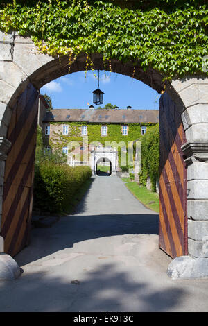 Burg Schnellenberg Schloß, Hansestadt Attendorn, Sauerland Region, North Rhine-Westphalia, Deutschland, Europa Stockfoto