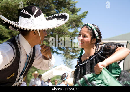 Hispano-Amerikaner Tänzer bei der jährlichen Fort Stanton Live! Feier, in der Nähe von Lincoln, NM, USA Stockfoto