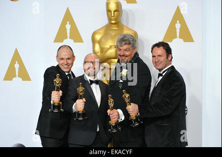 LOS ANGELES, CA - 22. Februar 2015: Paul Franklin & Andrew Lockley & Ian Hunter & Scott Fisher bei der 87. Annual Academy Awards am Dolby Theater, Hollywood. Stockfoto