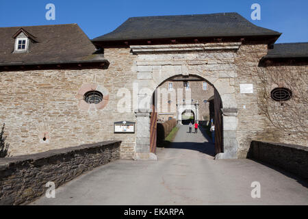 Burg Schnellenberg Schloß, Hansestadt Attendorn, Sauerland Region, North Rhine-Westphalia, Deutschland, Europa Stockfoto