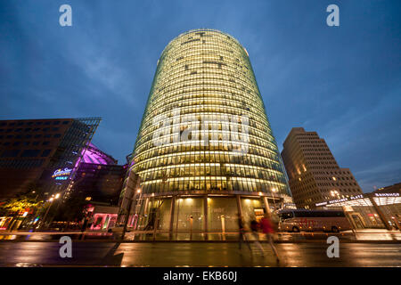 Bahntower der Deutschen Bahn am Potsdamer Platz in Berlin, Deutschland, Europa Stockfoto