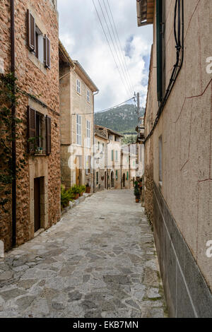 Gasse in Valldemossa, Mallorca, Balearen, Spanien Stockfoto