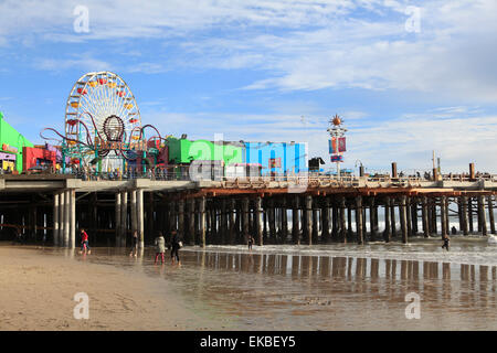 Santa Monica Pier, Pacific Park, Santa Monica, Los Angeles, California, Vereinigte Staaten von Amerika, Nordamerika Stockfoto