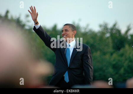 24. Juli 2008 - BERLIN: Barack Obama - Rede des demokratischen Kandidaten für die US-Präsidentschaft an der "Siegessaeule" (Sieg Colum Stockfoto