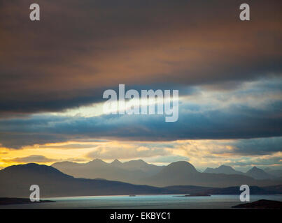 Gewitterwolken über Loch, North West Highlands, Schottland, UK Stockfoto