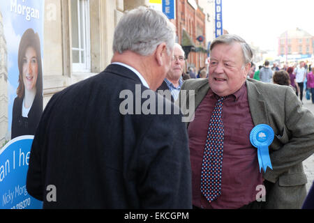 Kenneth Clarke werbend in Loughborough während der BRITISCHEN allgemeinen Wahl 2015 Stockfoto