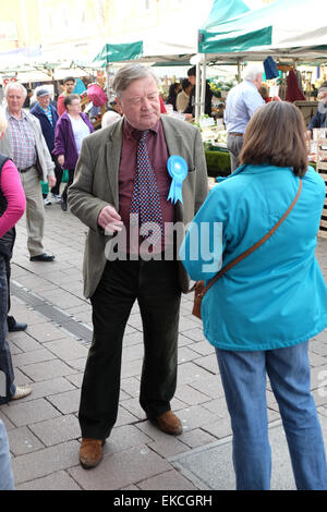 Kenneth Clarke werbend in Loughborough während der BRITISCHEN allgemeinen Wahl 2015 Stockfoto