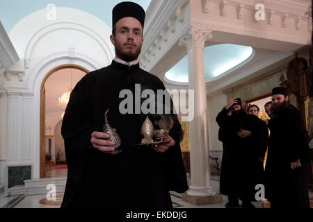 Griechisch-orthodoxe geistliche in der Kapelle des Griechisch-Orthodoxen Patriarchats in der Altstadt Ost-Jerusalem Israel Stockfoto