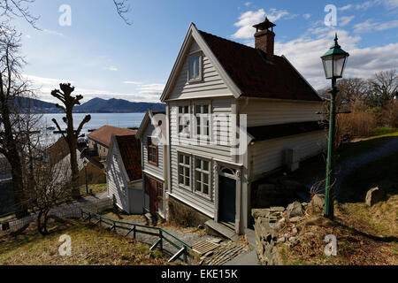 Gamle Bergen oder alte Bergen ist ein Freilichtmuseum mit einigen 40 Holzhäusern im typisch norwegischen Stil aus dem 18., 19. Jahrhundert. Stockfoto