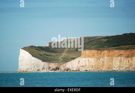 Weiße Kreidefelsen in Cuckmere Haven an der Ostküste von Sussex in England, Großbritannien. Stockfoto
