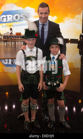 Aufnahme des deutschen Fernsehens zeigen Klein Gegen Groß in Adlershof TV Studios Featuring: Kai Pflaume, Gast wo: Berlin, Deutschland bei: 5. Oktober 2014 Stockfoto