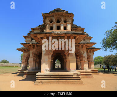 Vintage retro-Effekt gefiltert Hipster Stil reisen Bild von Lotus Mahal Palastruinen. Royal Centre. Hampi, Karnataka, Indien Stockfoto