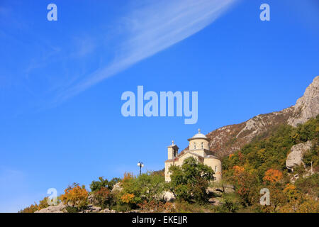 Untere Kirche des Klosters von Ostrog, Montenegro, Balkan Stockfoto