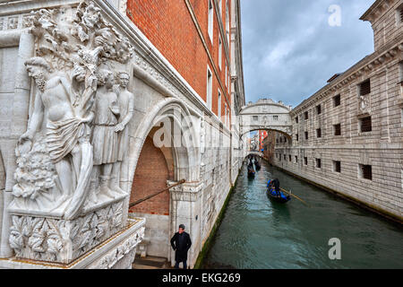 Seufzer-Brücke ist eine Brücke in Venedig, Nord-Italien gelegen. Stockfoto