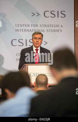 061314: Washington DC - CBP Kommissar R. Gil Kerlikowske sprach über seine ersten 100 Tage als Kommissar der Zoll- und Grenzschutzbehörde am Center for Strategic &amp; International Studies (CSIS). Kommissar Kerlikowske nahmen auch Fragen aus dem Publikum.   Josh Denmark Stockfoto