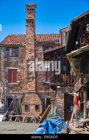 Squero San Trovaso: venezianische Gondeln sind Geburtshaus, Venedig Italien Stockfoto