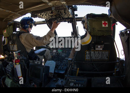 Das CBP Office of Air and Marine setzte in Yuma, Arizona, das Tethered Aerostat Radar System (TARS) im Rahmen der Luftüberwachung entlang der Grenze zwischen den USA und Mexiko ein. Stockfoto