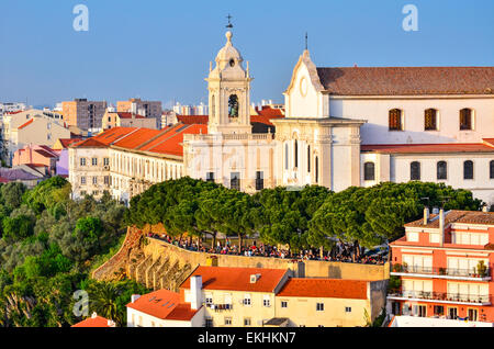 Lissabon, Portugal. Alfama Viertel von Lissabon, eine der ältesten in der Hauptstadt von Portugal, Kloster der Gnade. Stockfoto