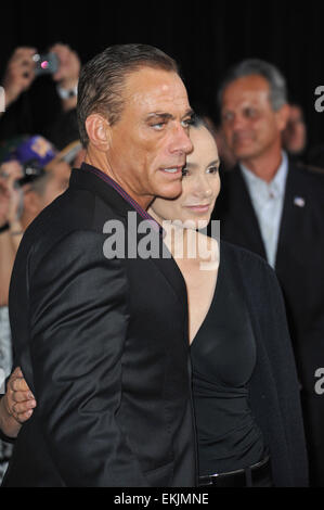 LOS ANGELES, CA - 16. August 2012: Jean-Claude Van Damme an der Los Angeles premiere seines Films "The Expendables 2" bei Graumans Chinese Theatre in Hollywood. Stockfoto