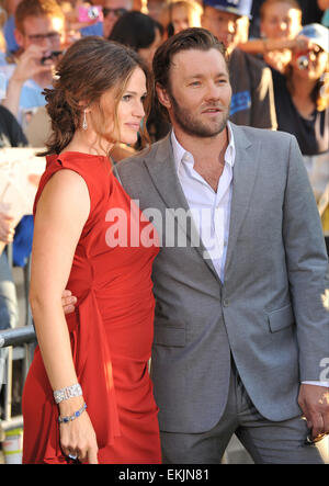 LOS ANGELES, CA - 7. August 2012: Jennifer Garner & Joel Edgerton bei der Weltpremiere ihres Films "The Odd Leben von Timothy Green" am El Capitan Theatre in Hollywood. Stockfoto