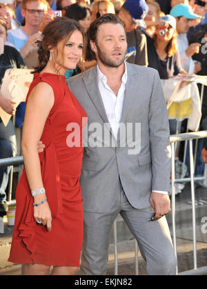 LOS ANGELES, CA - 7. August 2012: Jennifer Garner & Joel Edgerton bei der Weltpremiere ihres Films "The Odd Leben von Timothy Green" am El Capitan Theatre in Hollywood. Stockfoto