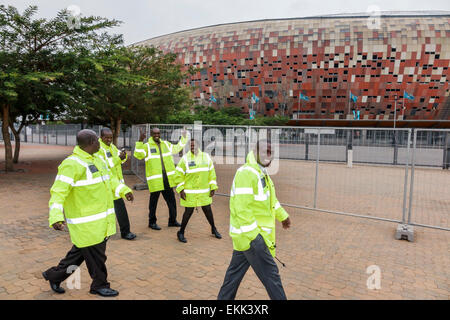 Johannesburg Südafrika, African Nasrec, FNB Soccer City Stadium, die Calabash, Black Blacks African Africans ethnische Minderheit, Erwachsene Erwachsene Erwachsene Mann Männer männlich, Stockfoto