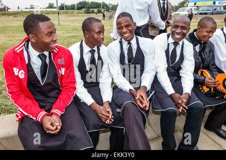 Johannesburg Südafrika, African Nasrec, FNB Soccer City Stadium, die Calabash, Black Blacks African Africans ethnische Minderheit, Erwachsene Erwachsene Erwachsene Mann Männer männlich, Stockfoto